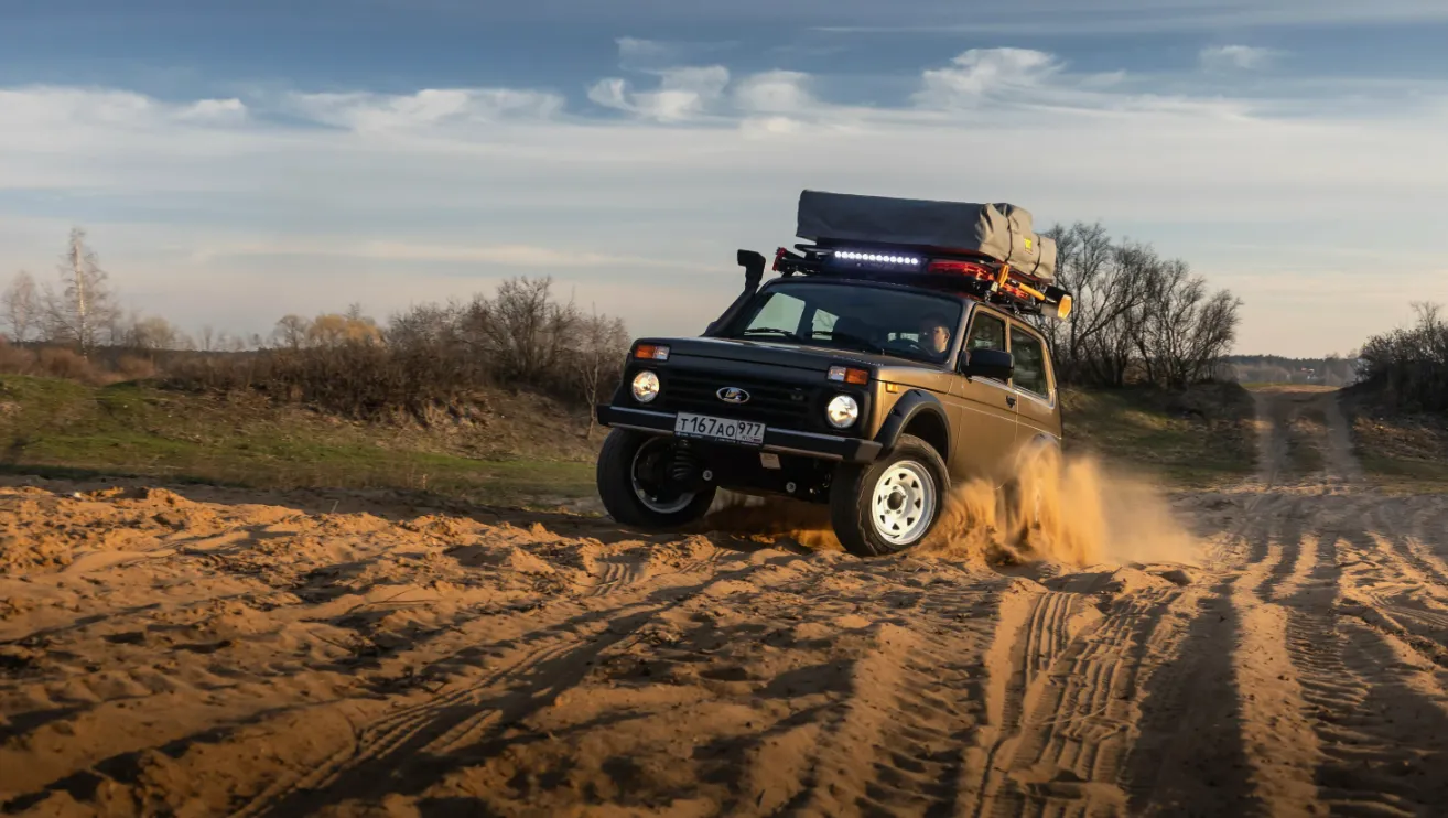 Какой автомобиль выбрать для дачи и бездорожья: Niva Legend, Niva Travel или Xcite?
