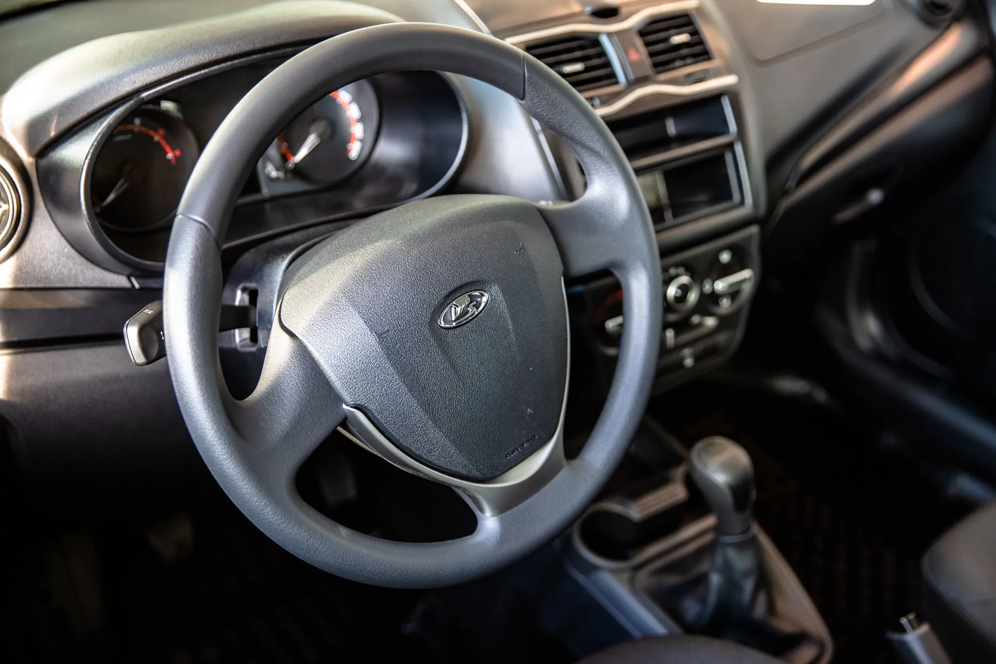 КАЧЕСТВЕННЫЕ МАТЕРИАЛЫ ОТДЕЛКИ